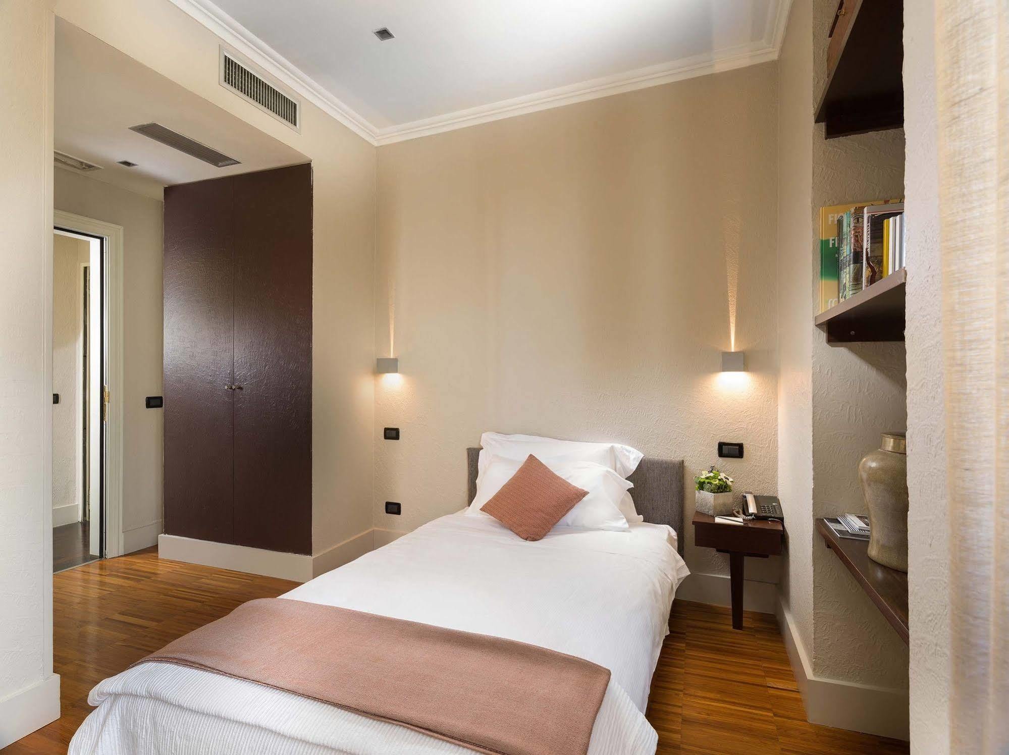 Hotel Townhouse 12 à Milan Extérieur photo